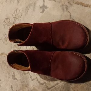 Born handcrafted footwear